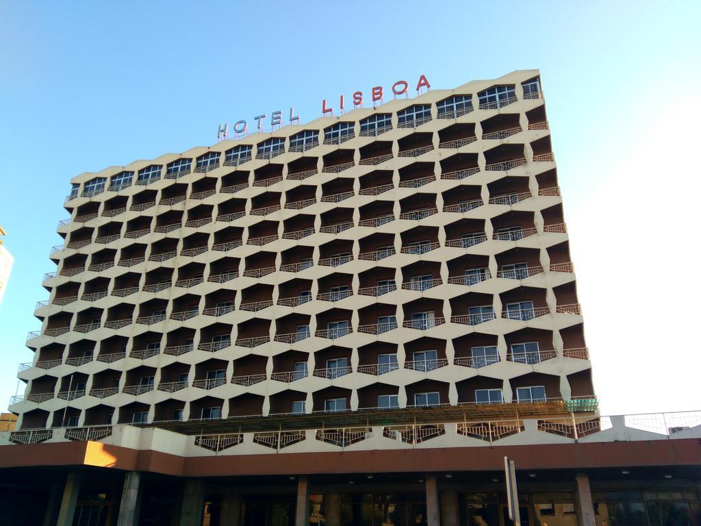 Hotel Lisboa Бадахос Экстерьер фото