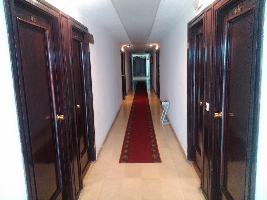 Hotel Lisboa Бадахос Экстерьер фото